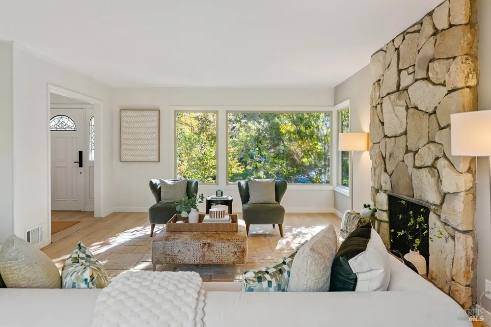 146 Almenar Drive Greenbrae, CA 94904