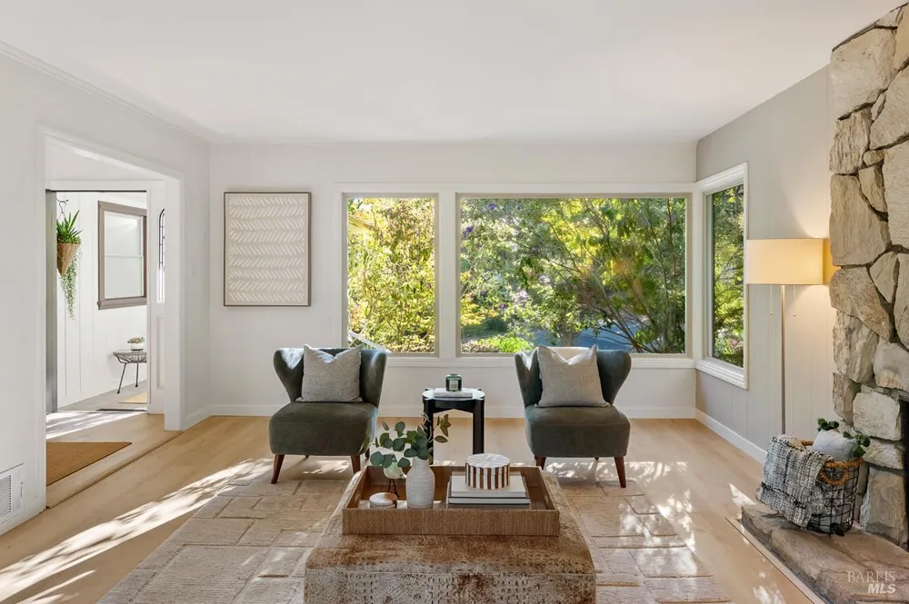 146 Almenar Drive Greenbrae, CA 94904