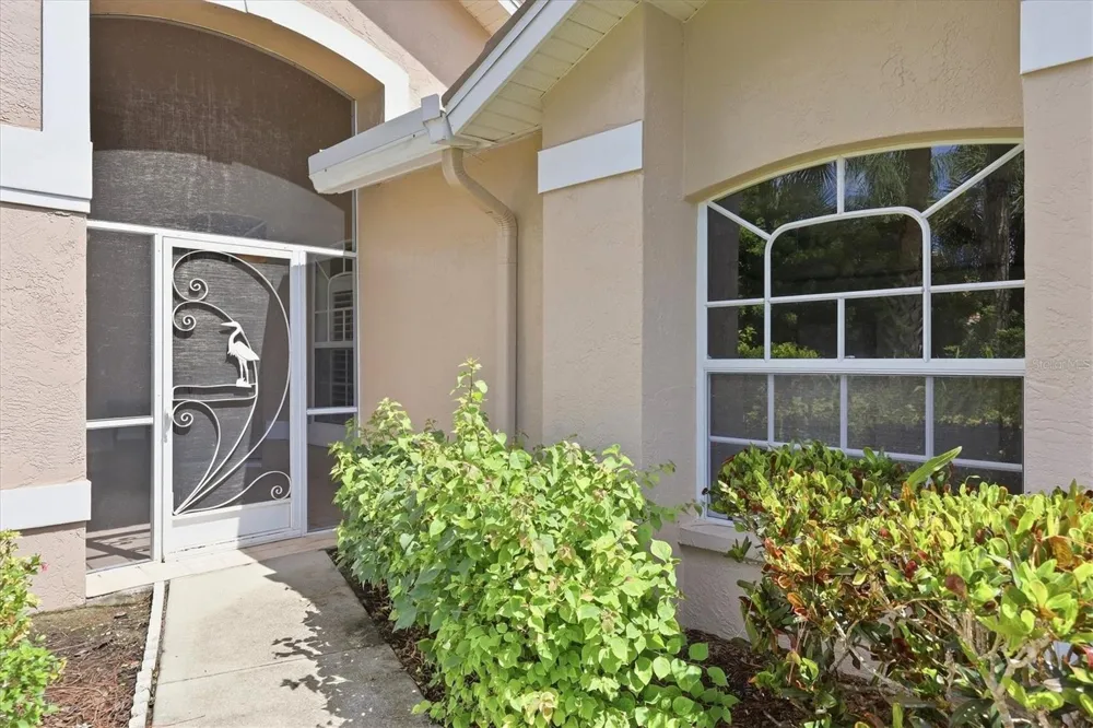 9413 FOREST HILLS CIRCLE Sarasota, FL 34238
