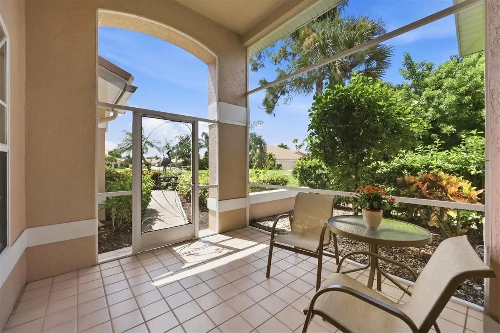 9413 FOREST HILLS CIRCLE Sarasota, FL 34238