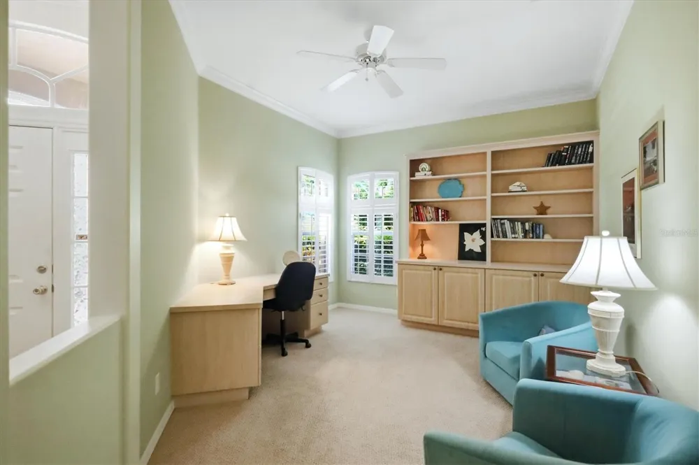 9413 FOREST HILLS CIRCLE Sarasota, FL 34238