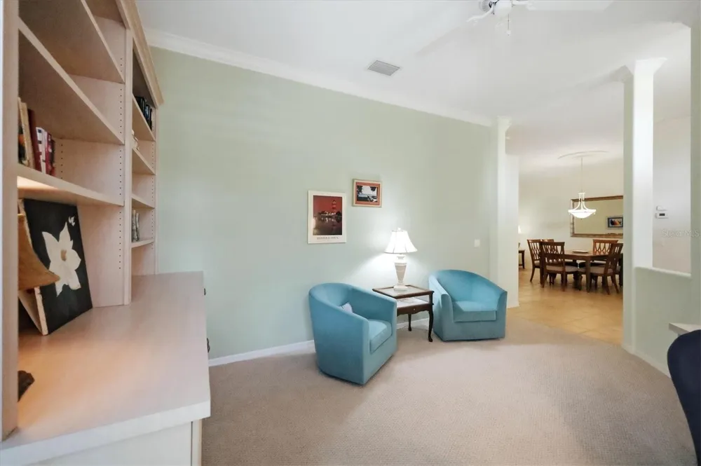 9413 FOREST HILLS CIRCLE Sarasota, FL 34238