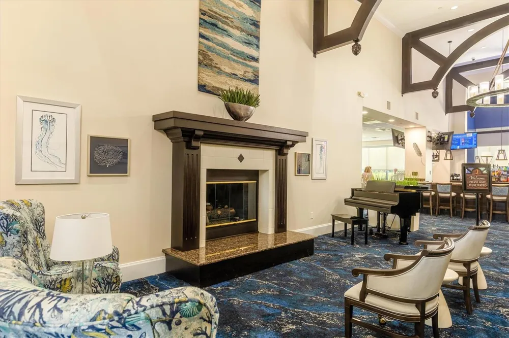 9413 FOREST HILLS CIRCLE Sarasota, FL 34238