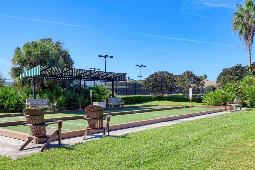 9413 FOREST HILLS CIRCLE Sarasota, FL 34238