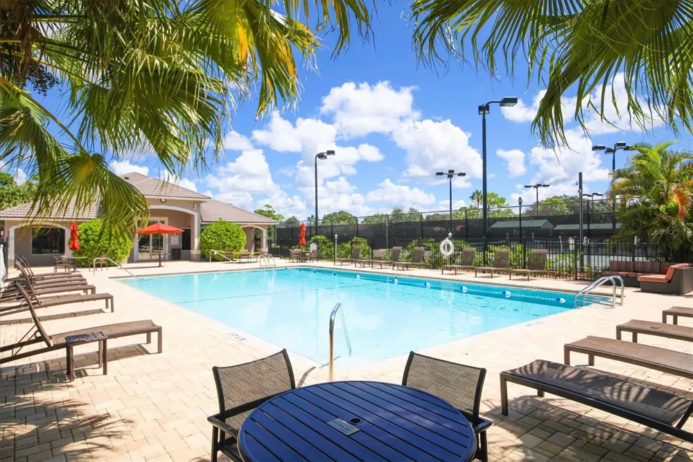 9413 FOREST HILLS CIRCLE Sarasota, FL 34238