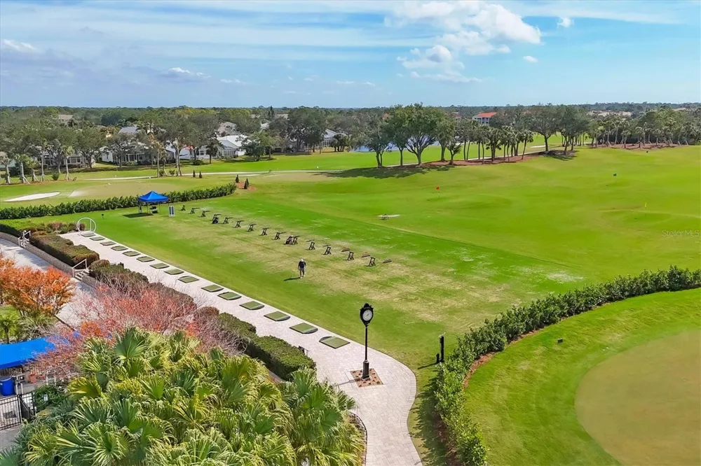 9413 FOREST HILLS CIRCLE Sarasota, FL 34238