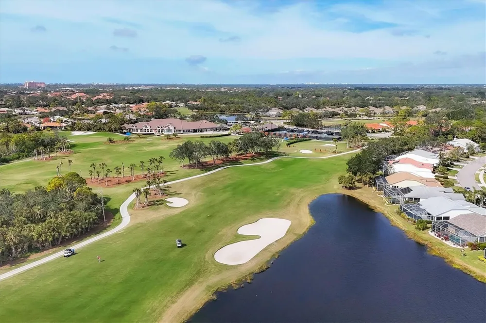 9413 FOREST HILLS CIRCLE Sarasota, FL 34238