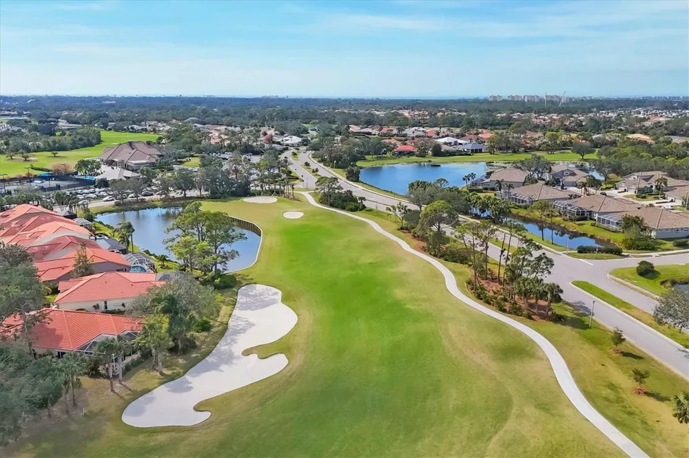 9413 FOREST HILLS CIRCLE Sarasota, FL 34238