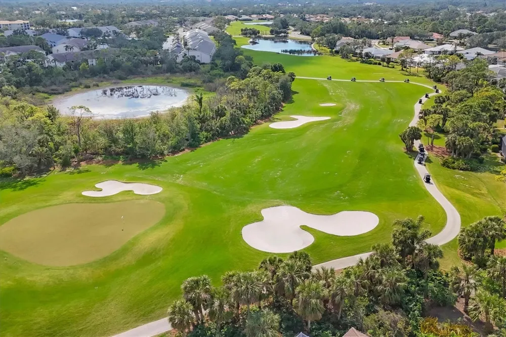 9413 FOREST HILLS CIRCLE Sarasota, FL 34238