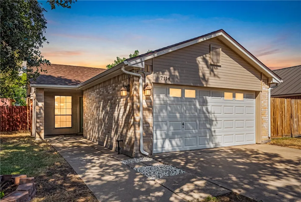 7114 Windbrook Corpus Christi, TX 78414