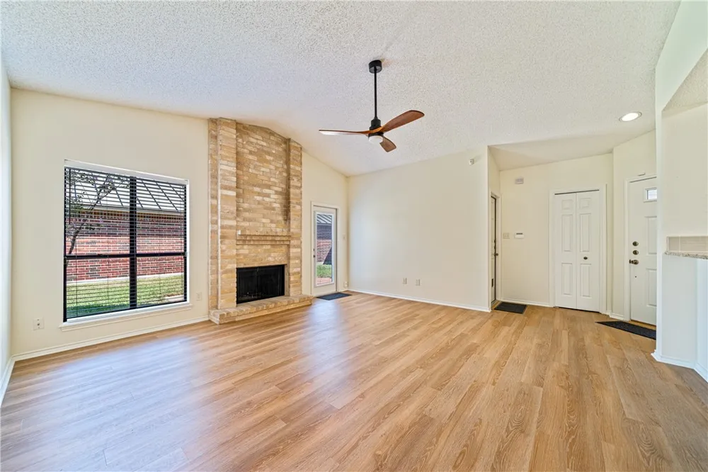7114 Windbrook Corpus Christi, TX 78414