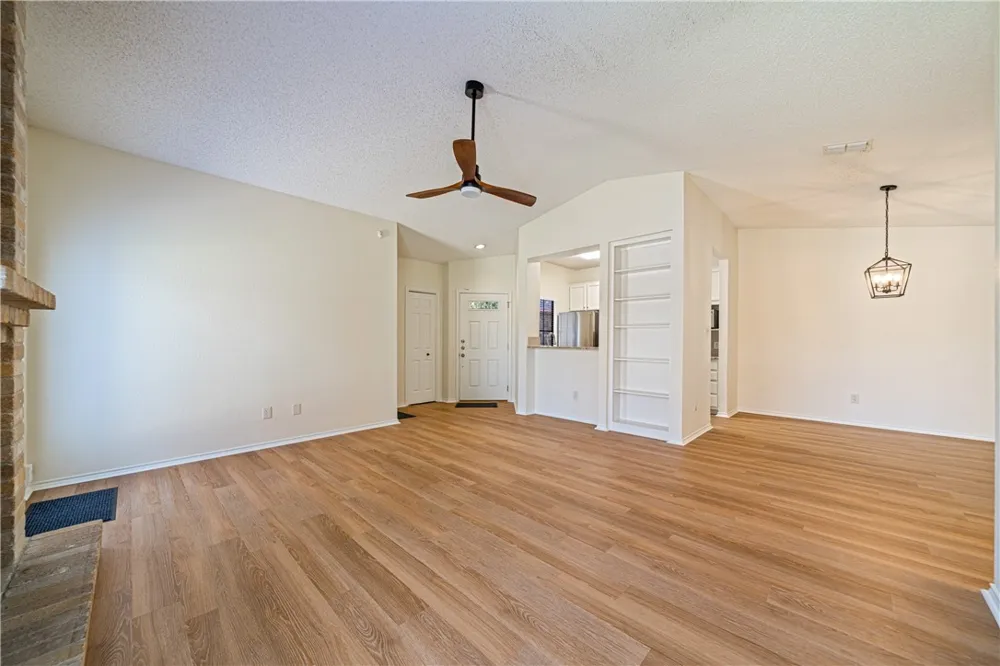 7114 Windbrook Corpus Christi, TX 78414