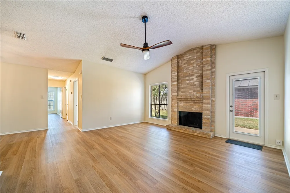 7114 Windbrook Corpus Christi, TX 78414