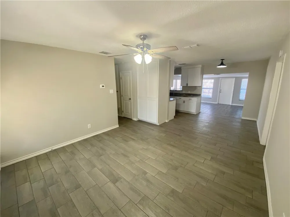 3318 Charlotte Drive Corpus Christi, TX 78418