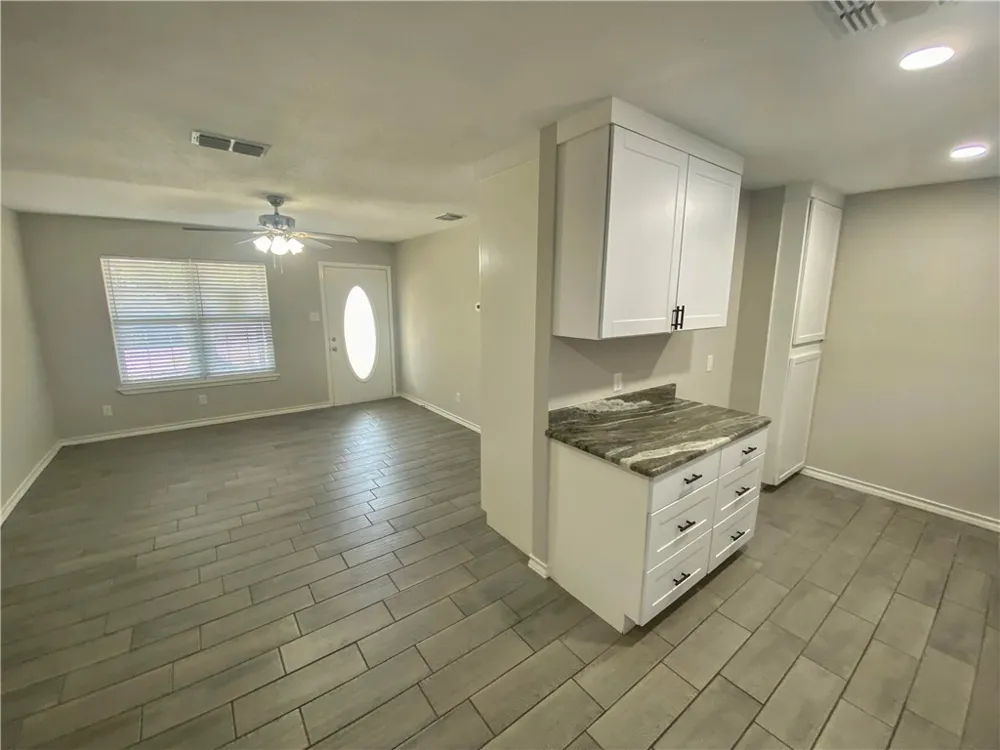 3318 Charlotte Drive Corpus Christi, TX 78418