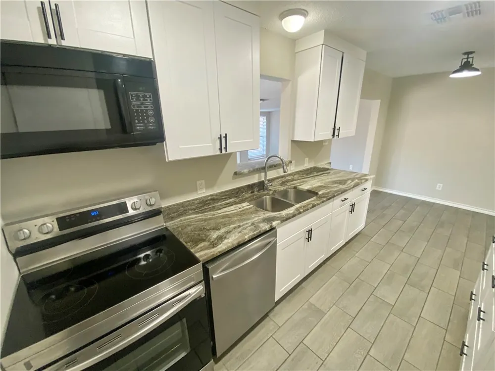 3318 Charlotte Drive Corpus Christi, TX 78418