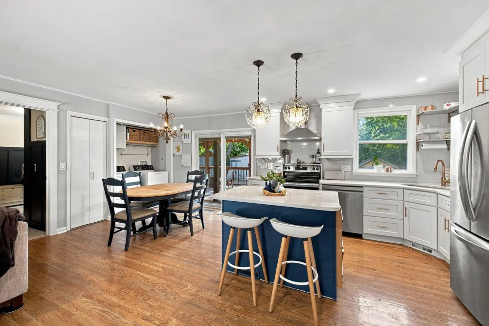 217 Oak Dr Franklin, TN 37064