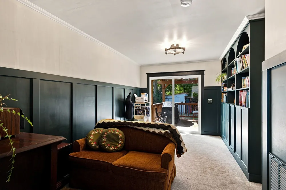 217 Oak Dr Franklin, TN 37064