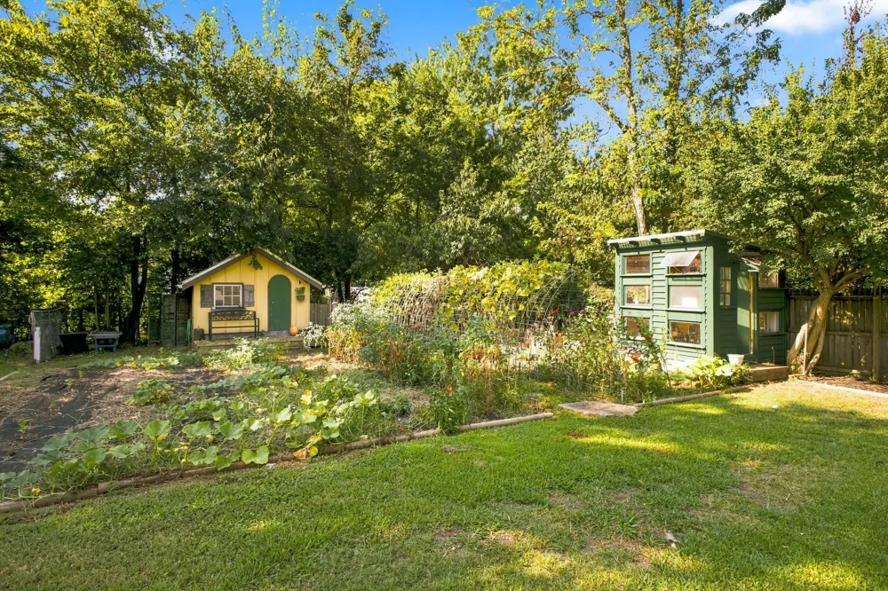 217 Oak Dr Franklin, TN 37064