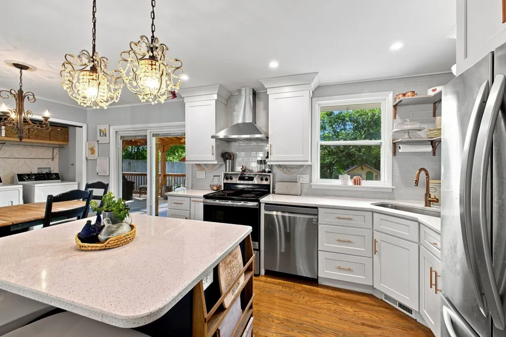 217 Oak Dr Franklin, TN 37064
