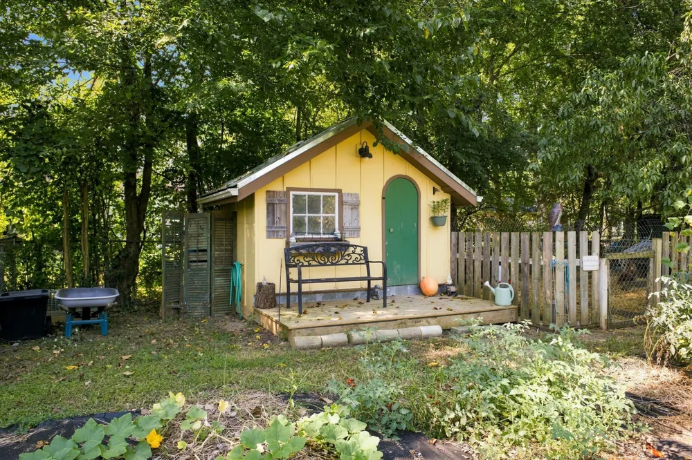 217 Oak Dr Franklin, TN 37064