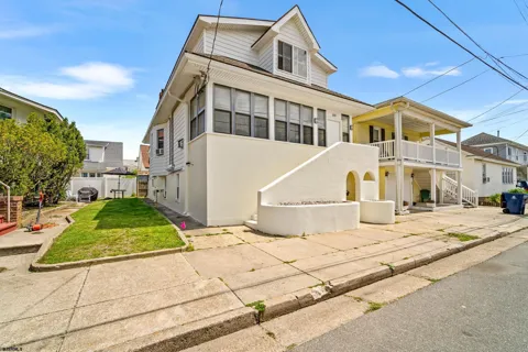 105 N New Haven Ave