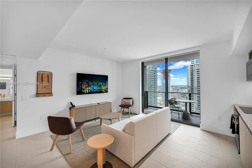159 NE 6th St #3901 Miami, FL 33132