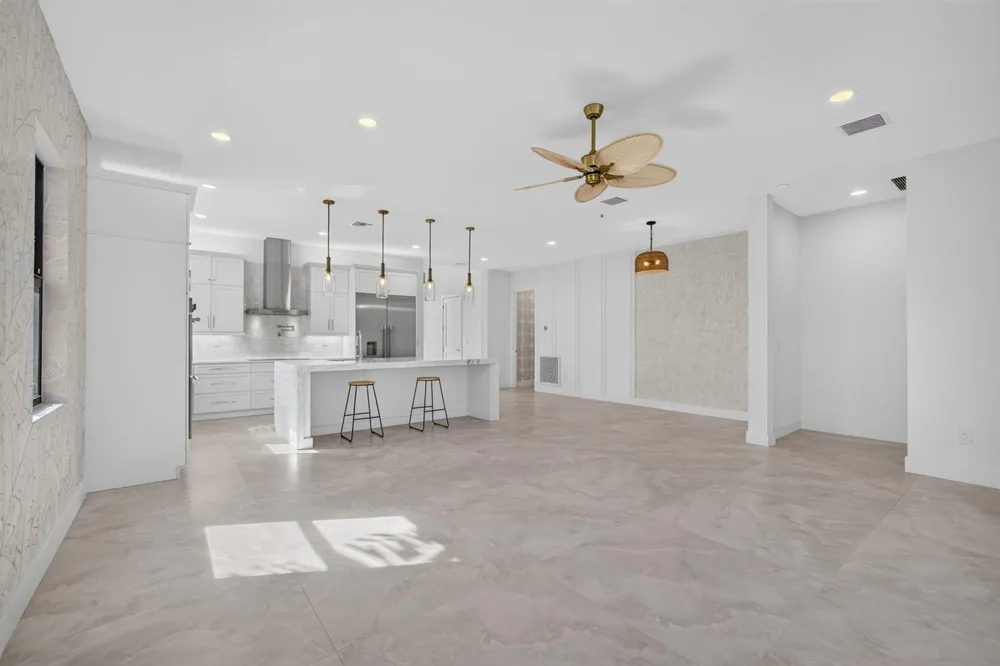 131 Edwards Lane Palm Beach Shores, FL 33404