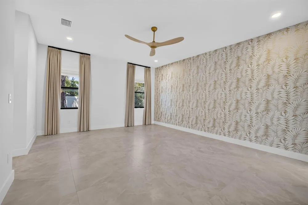 131 Edwards Lane Palm Beach Shores, FL 33404