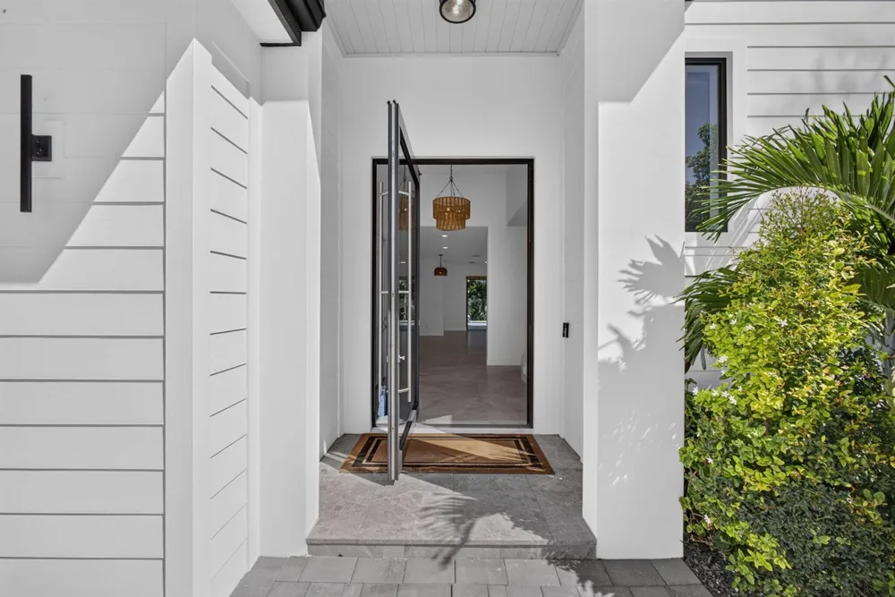 131 Edwards Lane Palm Beach Shores, FL 33404
