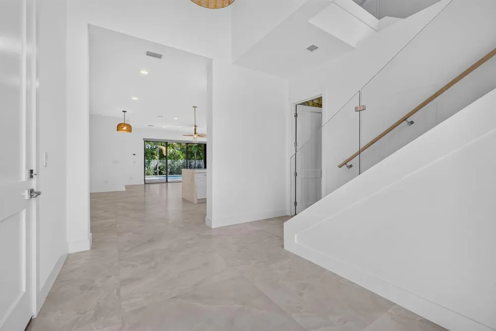 131 Edwards Lane Palm Beach Shores, FL 33404