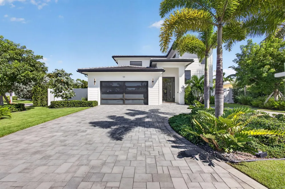 131 Edwards Lane Palm Beach Shores, FL 33404