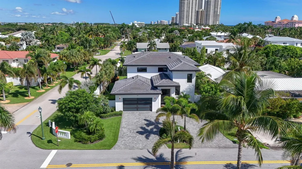 131 Edwards Lane Palm Beach Shores, FL 33404