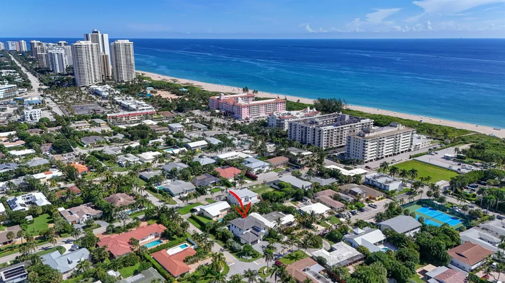 131 Edwards Lane Palm Beach Shores, FL 33404