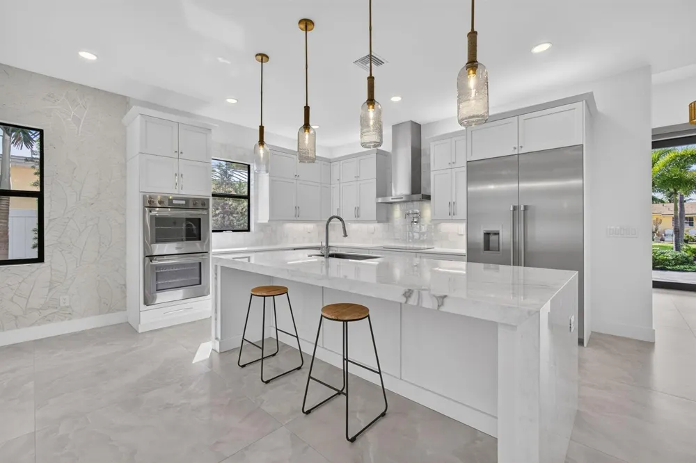 131 Edwards Lane Palm Beach Shores, FL 33404