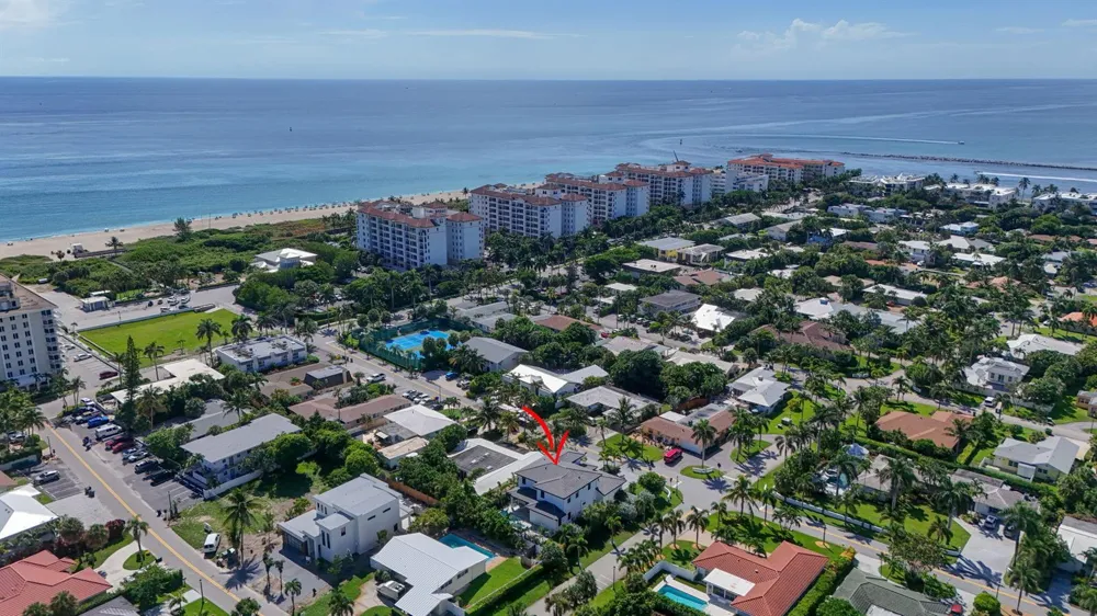 131 Edwards Lane Palm Beach Shores, FL 33404