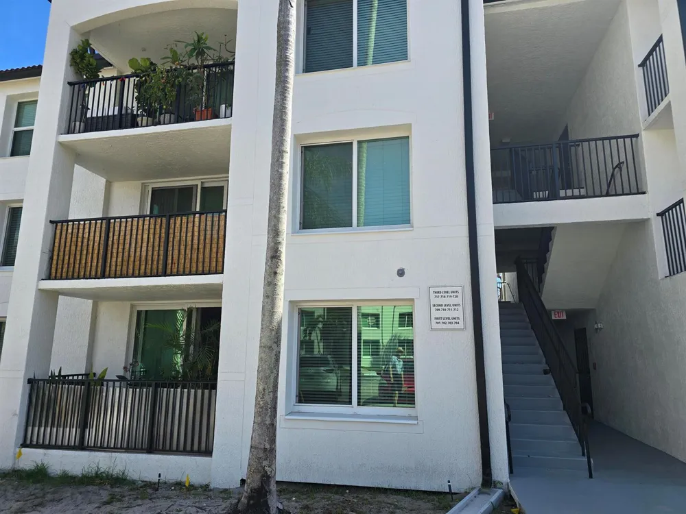 701 Villa Circle Boynton Beach, FL 33435