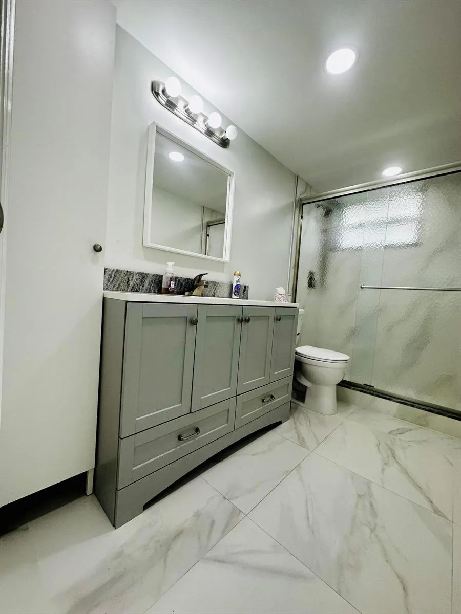 1333 E HALLANDALE BEACH BOULEVARD #302 Hallandale Beach, FL 33009