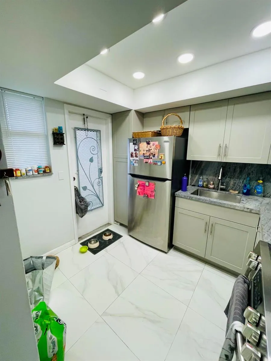 1333 E HALLANDALE BEACH BOULEVARD #302 Hallandale Beach, FL 33009