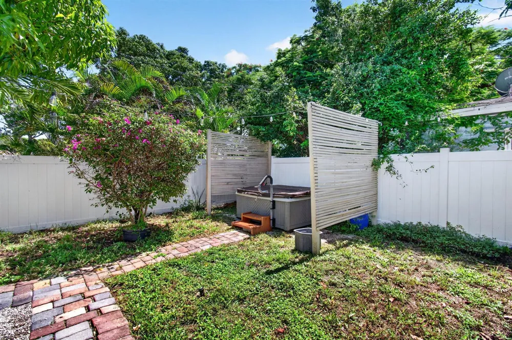 612 C STREET Lake Worth, FL 33460