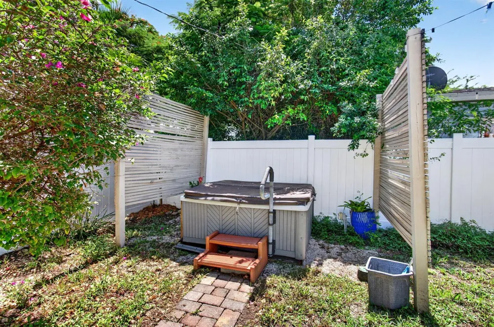 612 C STREET Lake Worth, FL 33460