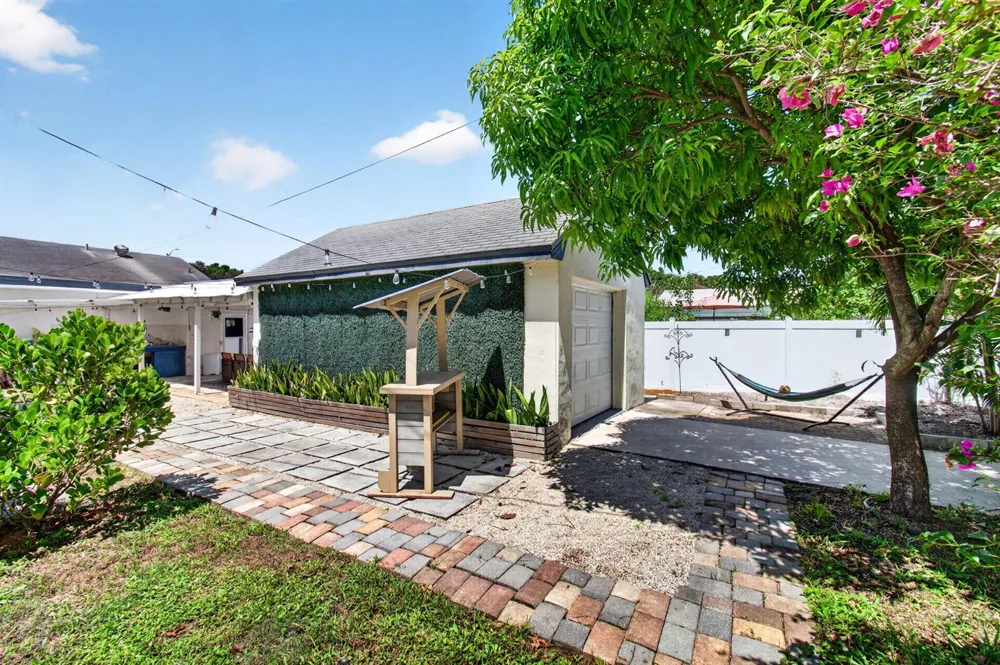 612 C STREET Lake Worth, FL 33460