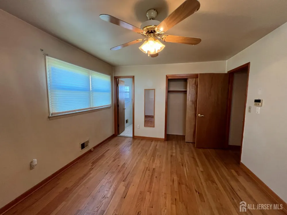 31 Mercer Road Old Bridge, NJ 08857