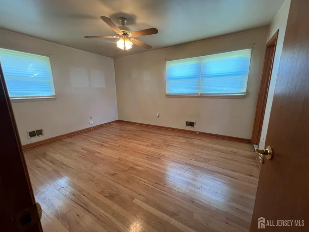 31 Mercer Road Old Bridge, NJ 08857