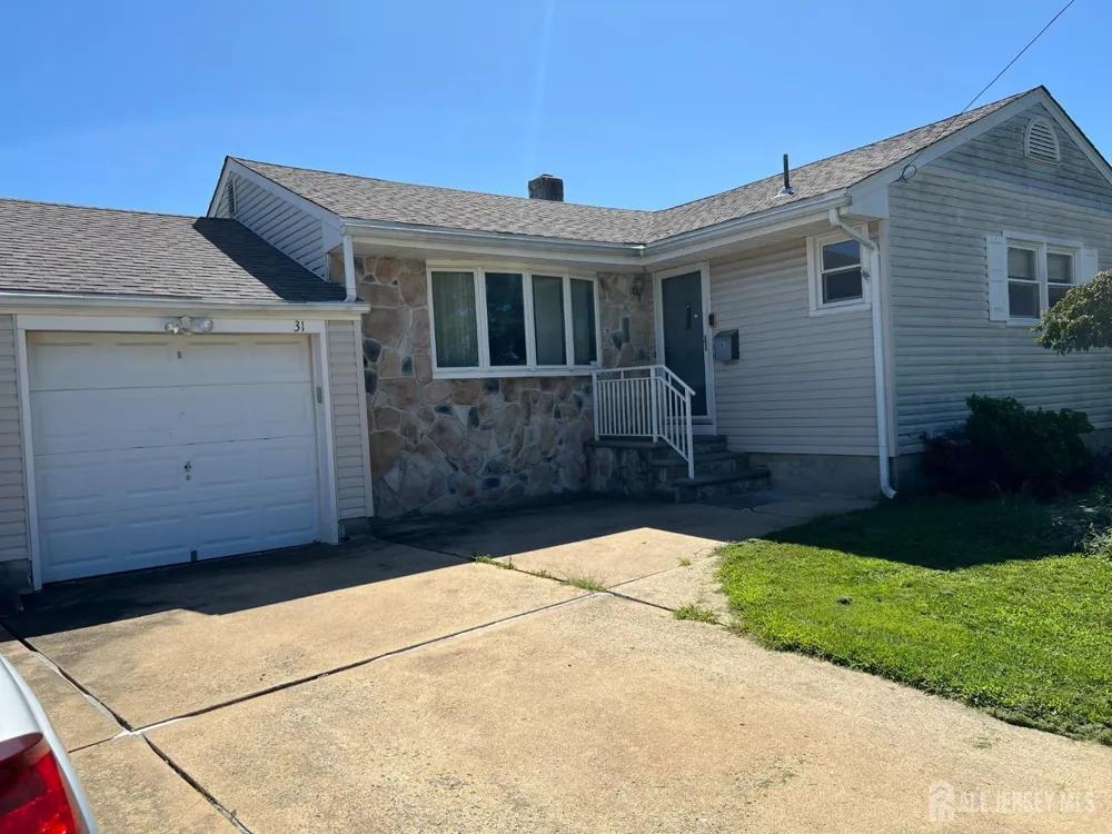 31 Mercer Road Old Bridge, NJ 08857