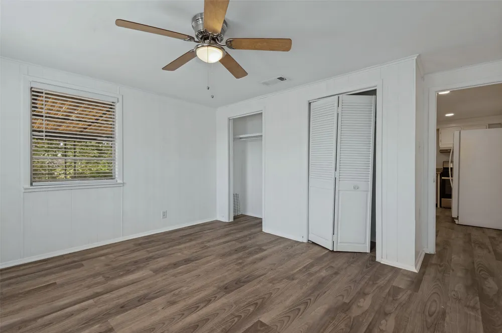 227 S Justin Avenue Dallas, TX 75211