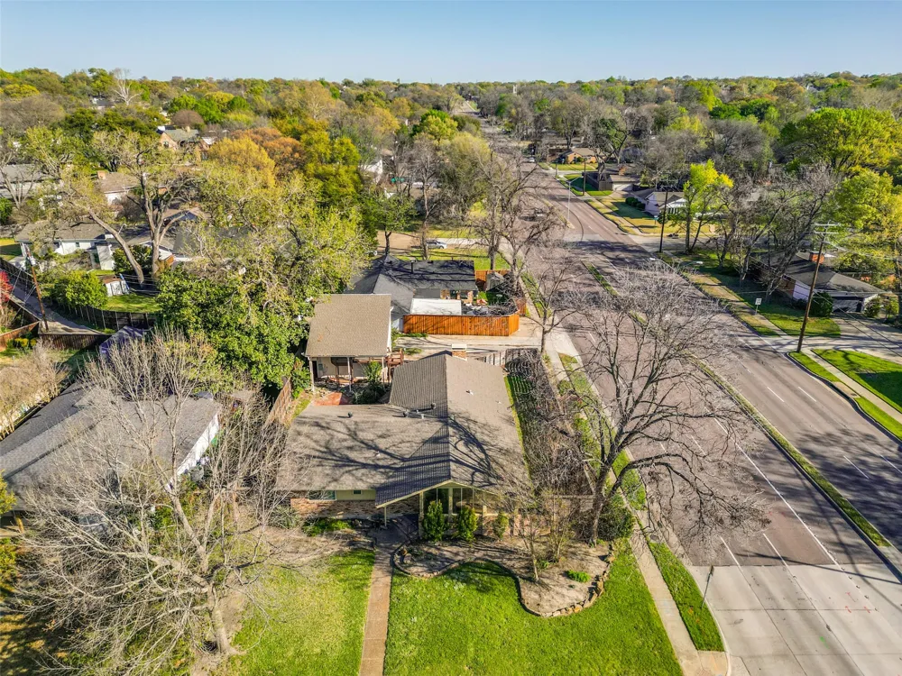 9759 Shoreview Road Dallas, TX 75238