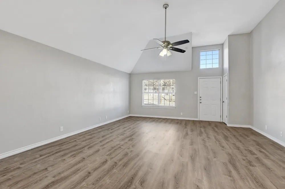 914 W Houston Street Sherman, TX 75092