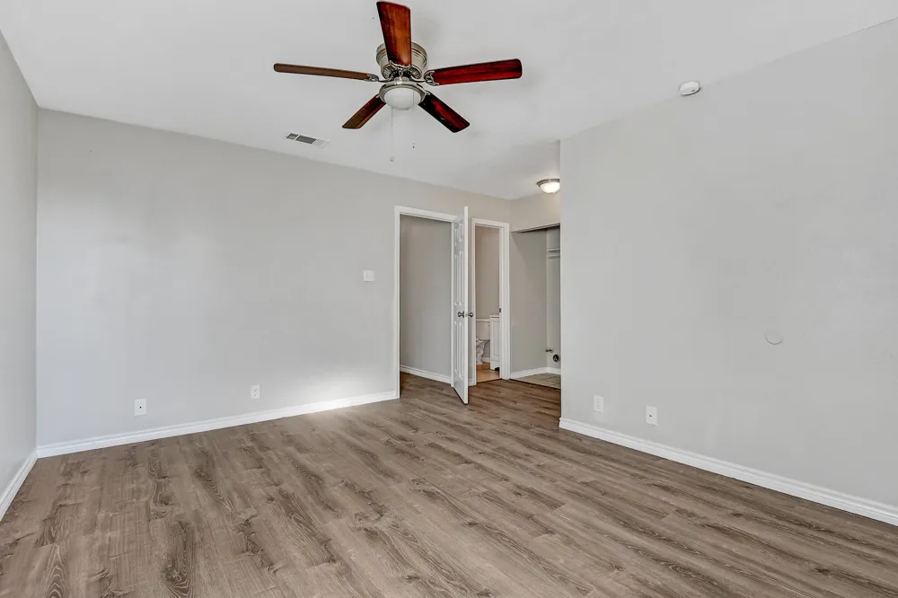 914 W Houston Street Sherman, TX 75092
