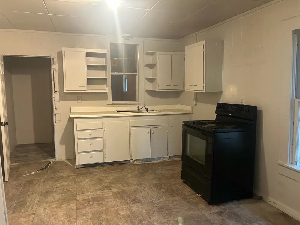 220 8th Street Joshua, TX 76058